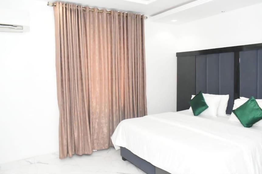 Jada Hotel And Suits Lagos Luaran gambar